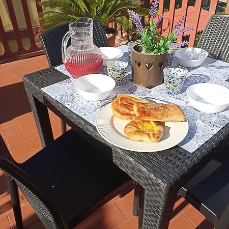 La Casa Di Ele, Parcheggio Privato Gratuito Apartment ลาสเปเซีย ภายนอก รูปภาพ