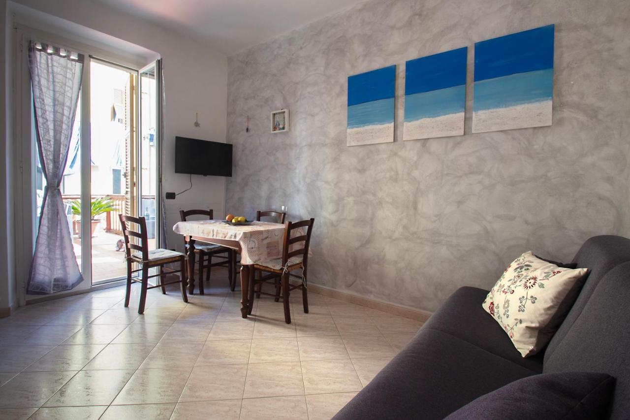 La Casa Di Ele, Parcheggio Privato Gratuito Apartment ลาสเปเซีย ภายนอก รูปภาพ